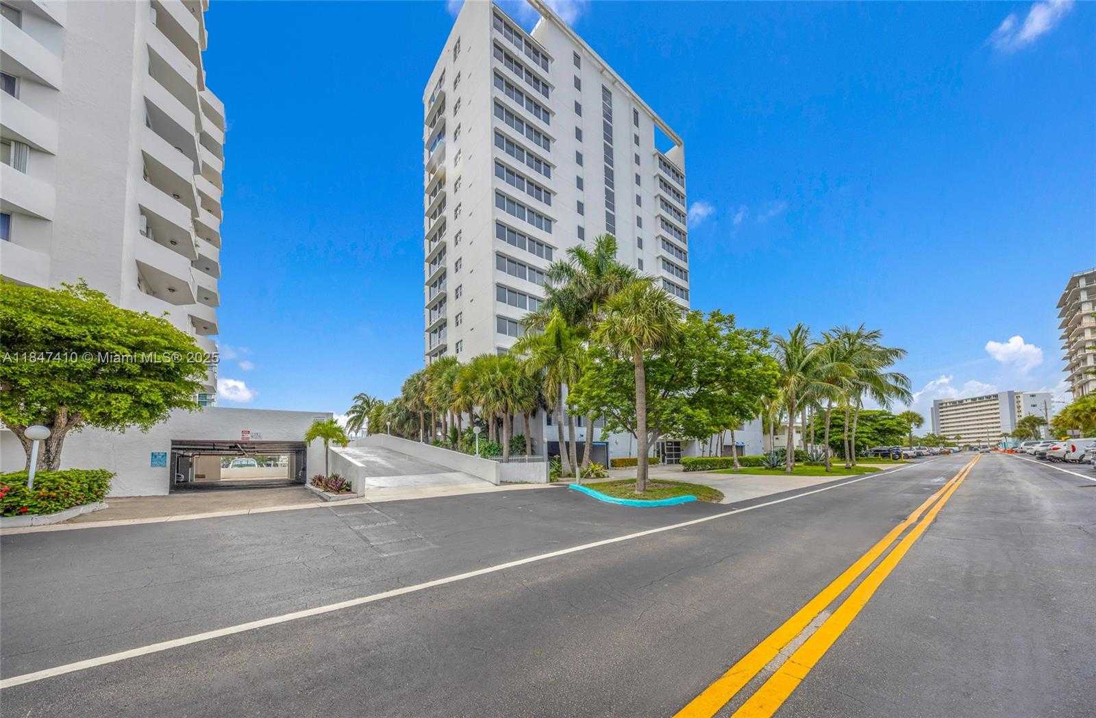 Small Image of 7929 WEST DR #1503, North Bay Village Number 54