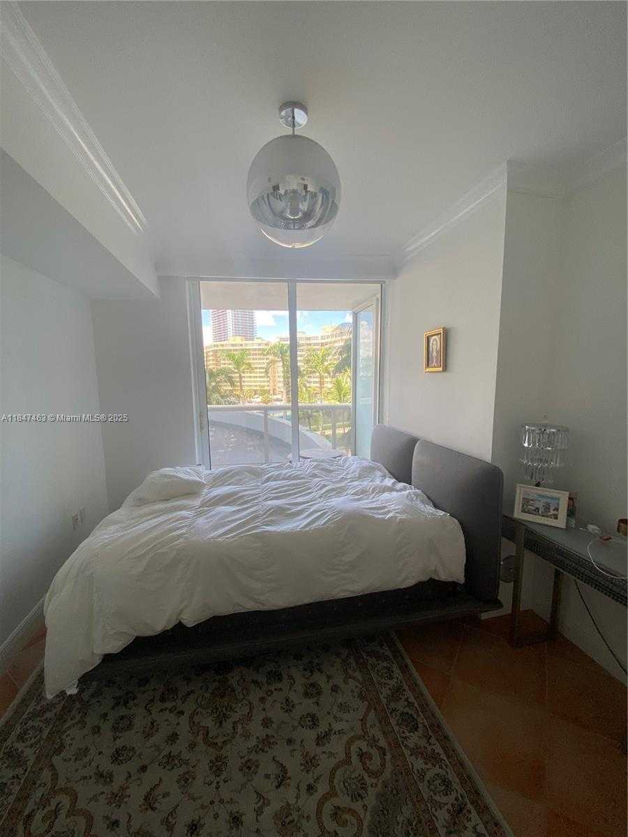 Small Image of 1850 SOUTH OCEAN DR #408, Hallandale Beach Number 13