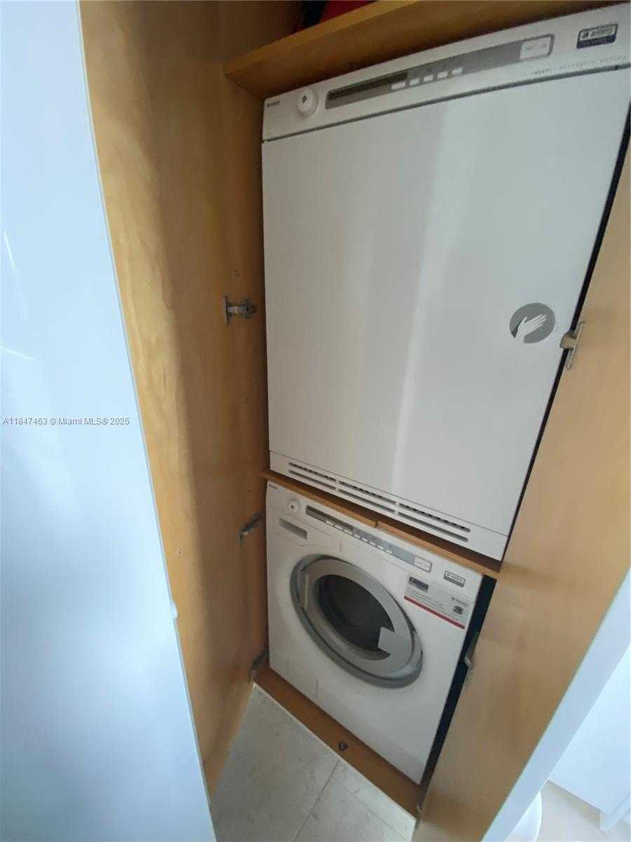 Small Image of 1850 SOUTH OCEAN DR #408, Hallandale Beach Number 9