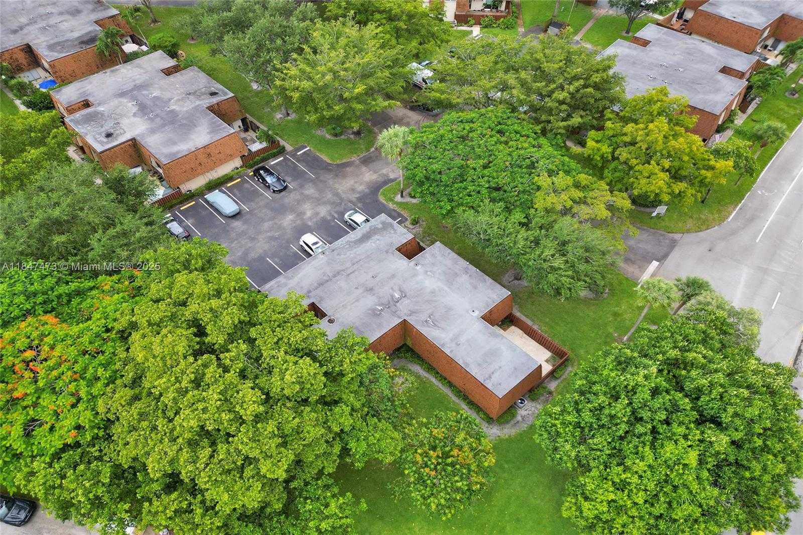 Small Image of 8900 SOUTH WEST 20TH PL #A-25, Davie Number 34