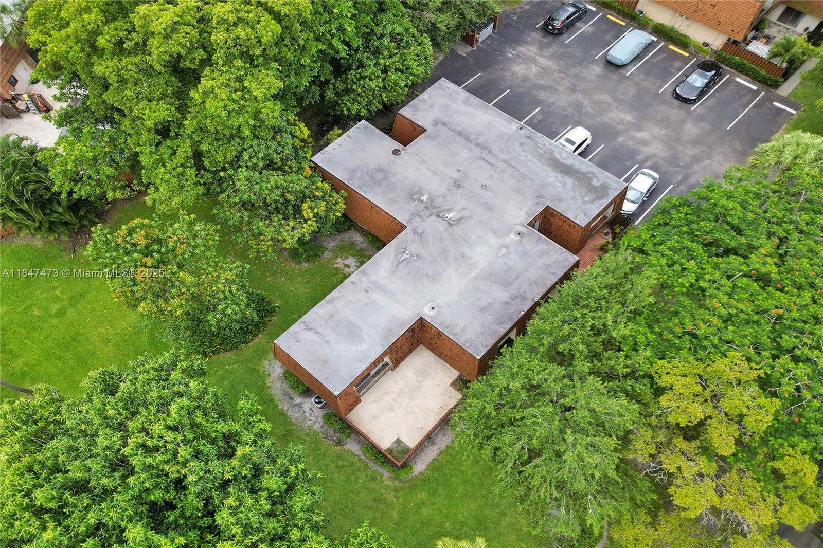 Small Image of 8900 SOUTH WEST 20TH PL #A-25, Davie Number 51