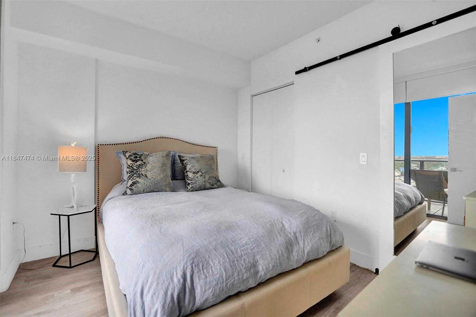 Small Image of 121 NORTH EAST 34TH ST #1814, Miami Number 15