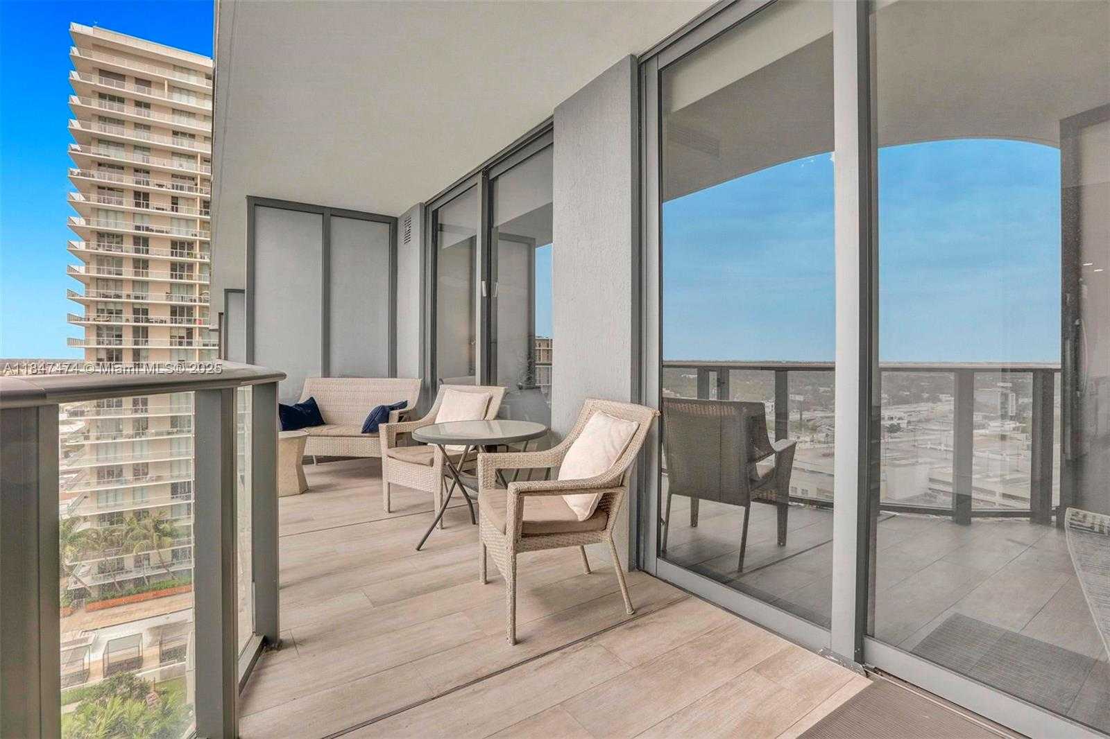 Small Image of 121 NORTH EAST 34TH ST #1814, Miami Number 20
