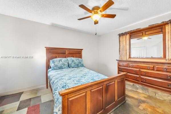 Small Image of 6326 NW 170th Terrace, Hialeah, FL 33015, USA Number 13