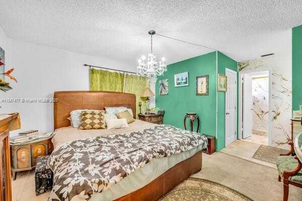 Small Image of 6326 NW 170th Terrace, Hialeah, FL 33015, USA Number 2