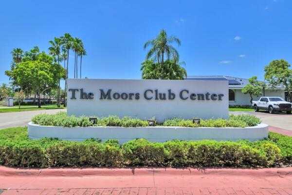 Small Image of 6326 NW 170th Terrace, Hialeah, FL 33015, USA Number 27