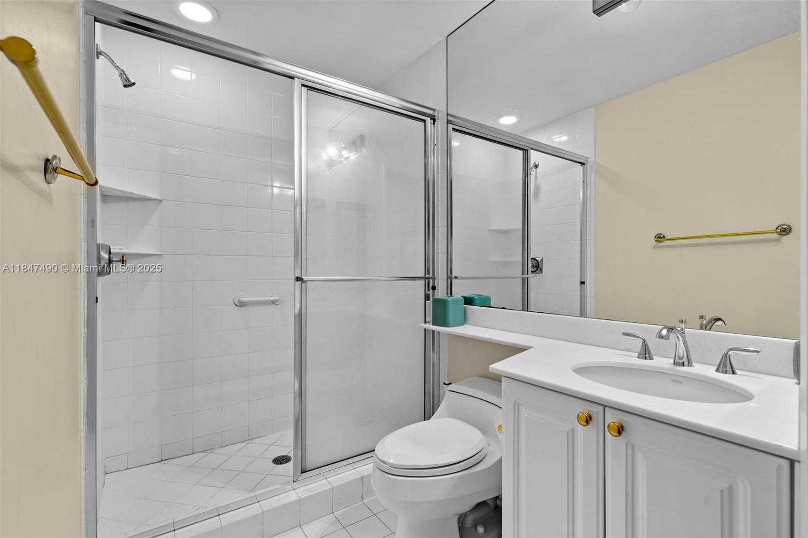 Small Image of 733 CRANDON BLVD #405, Key Biscayne Number 10