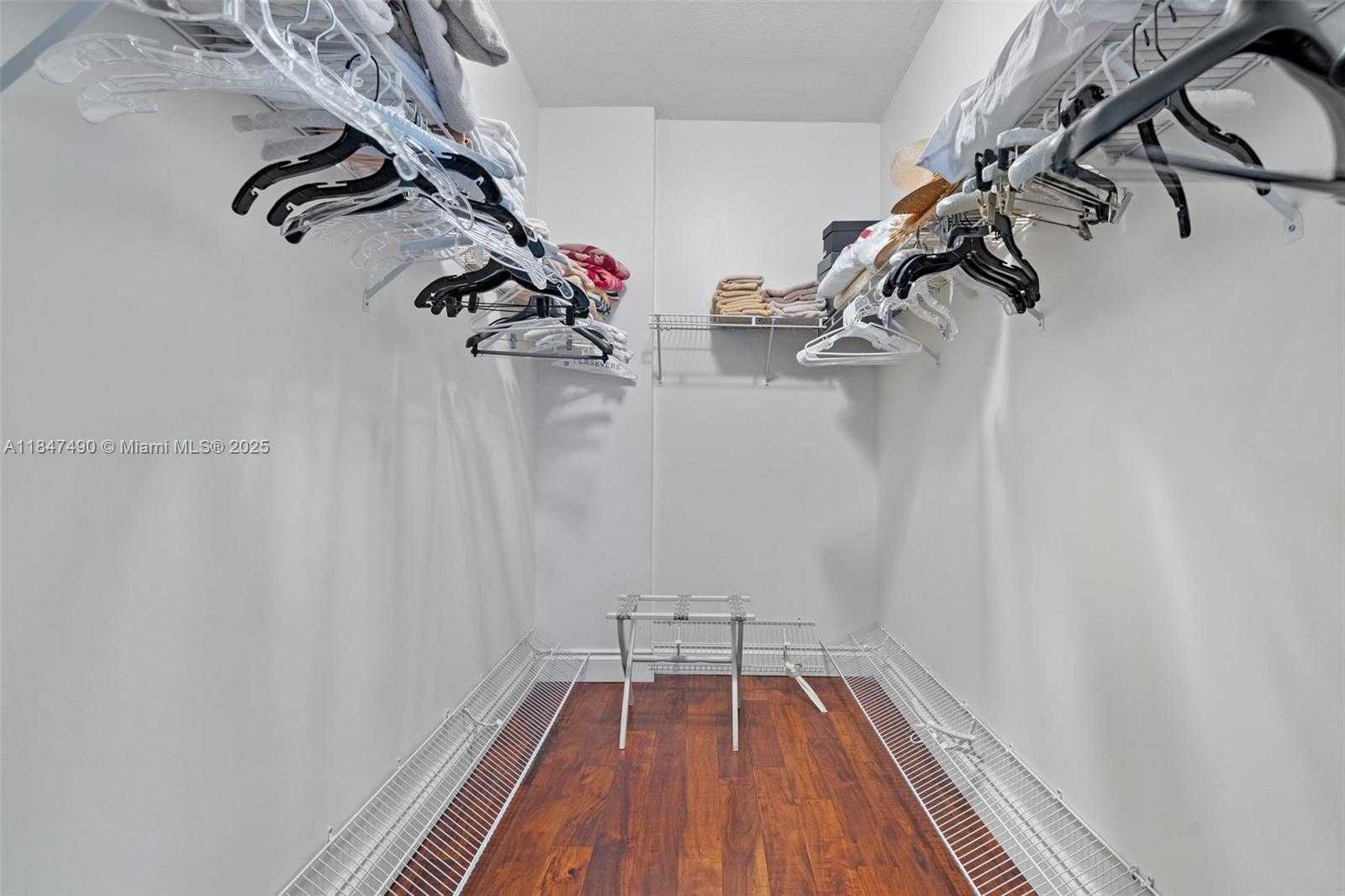 Small Image of 733 CRANDON BLVD #405, Key Biscayne Number 13
