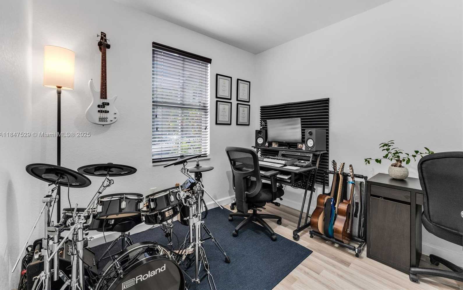 Small Image of 134 SOUTH EAST 28TH TER #10, Homestead Number 13