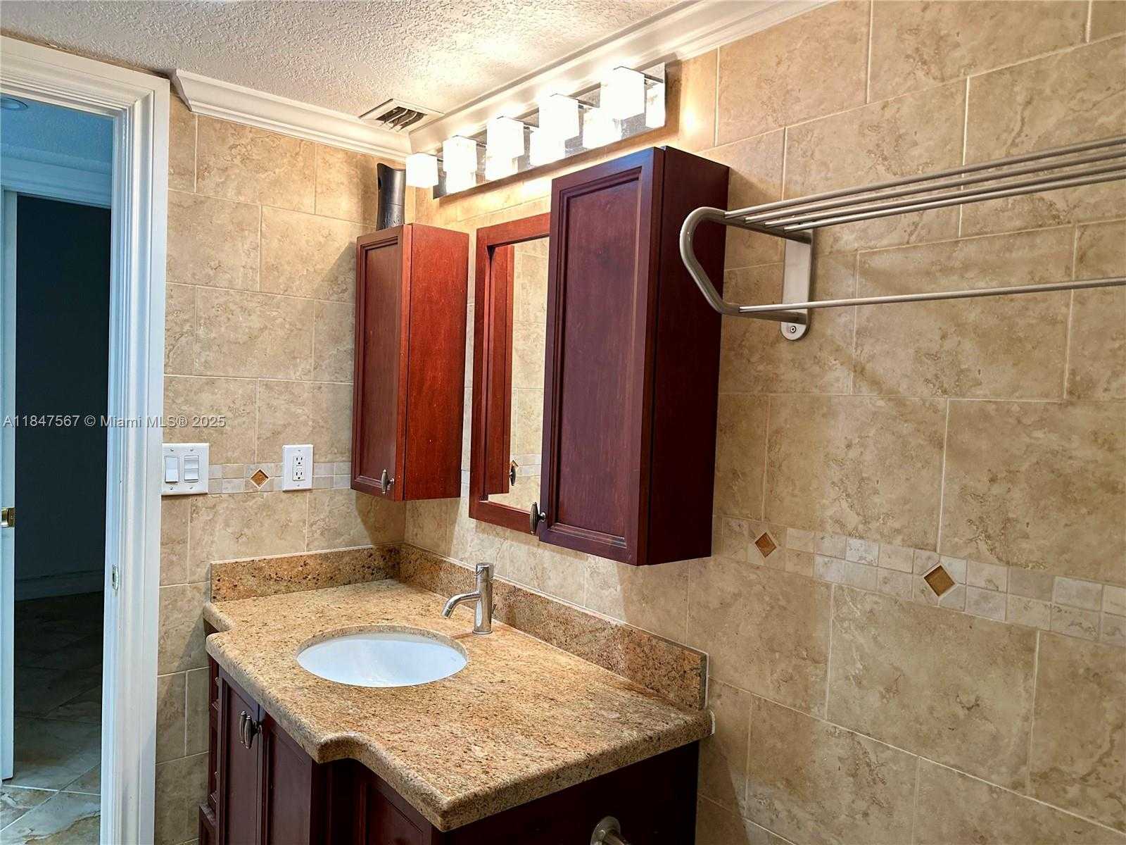 Small Image of 19380 COLLINS AVE #802, Sunny Isles Beach Number 25