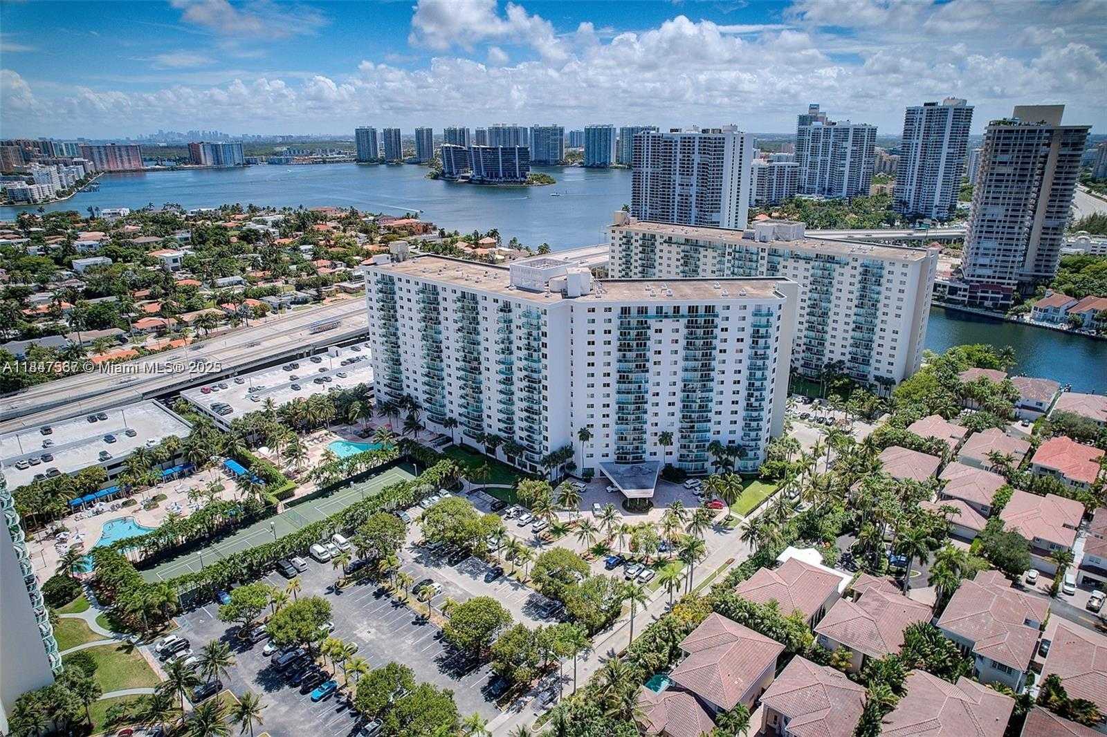 Small Image of 19380 COLLINS AVE #802, Sunny Isles Beach Number 39
