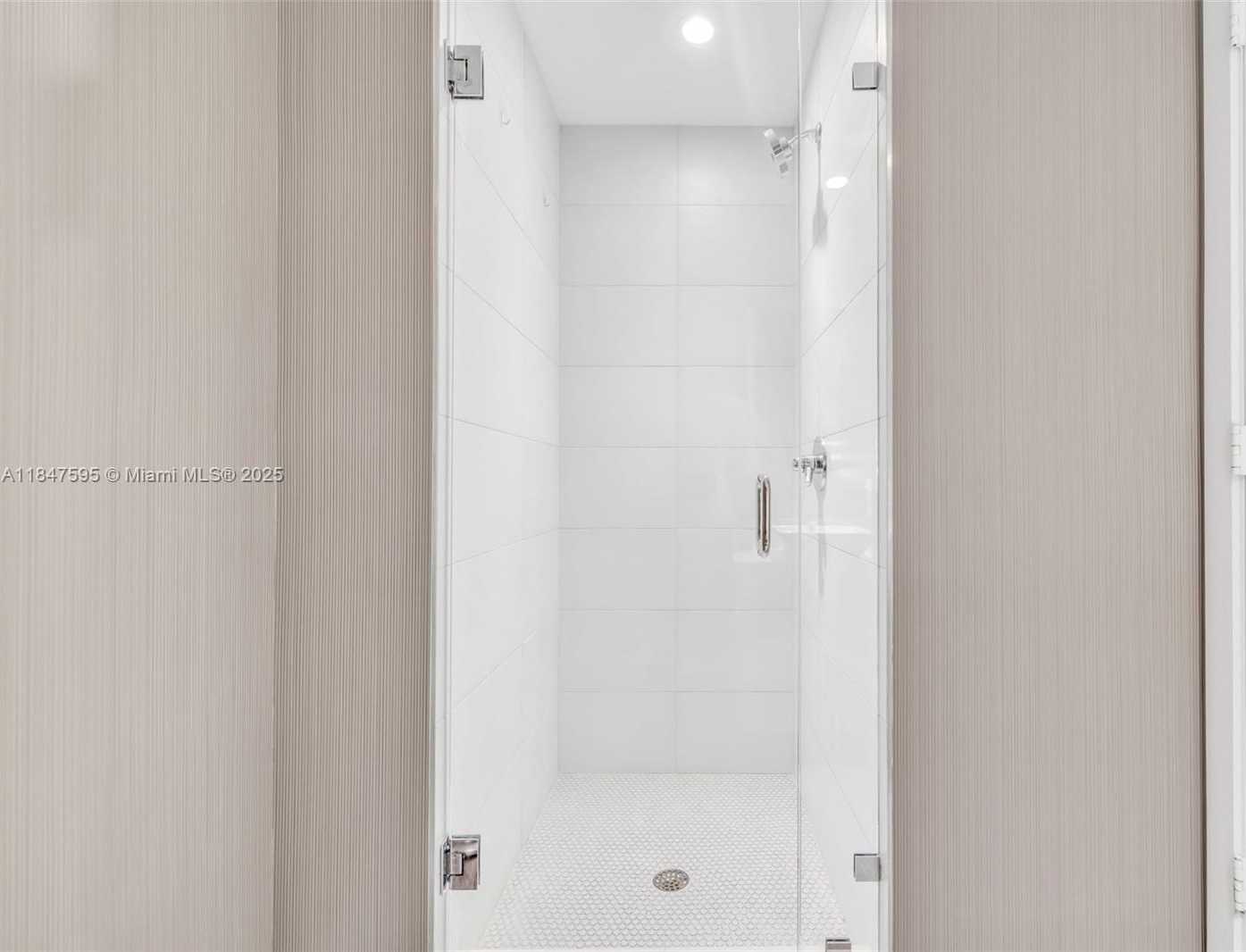 Small Image of 2900 NORTH EAST 7TH AVE #2103, Miami Number 16