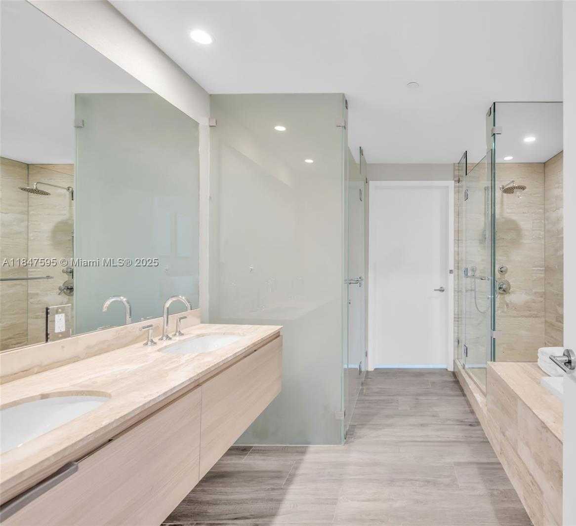 Small Image of 2900 NORTH EAST 7TH AVE #2103, Miami Number 22