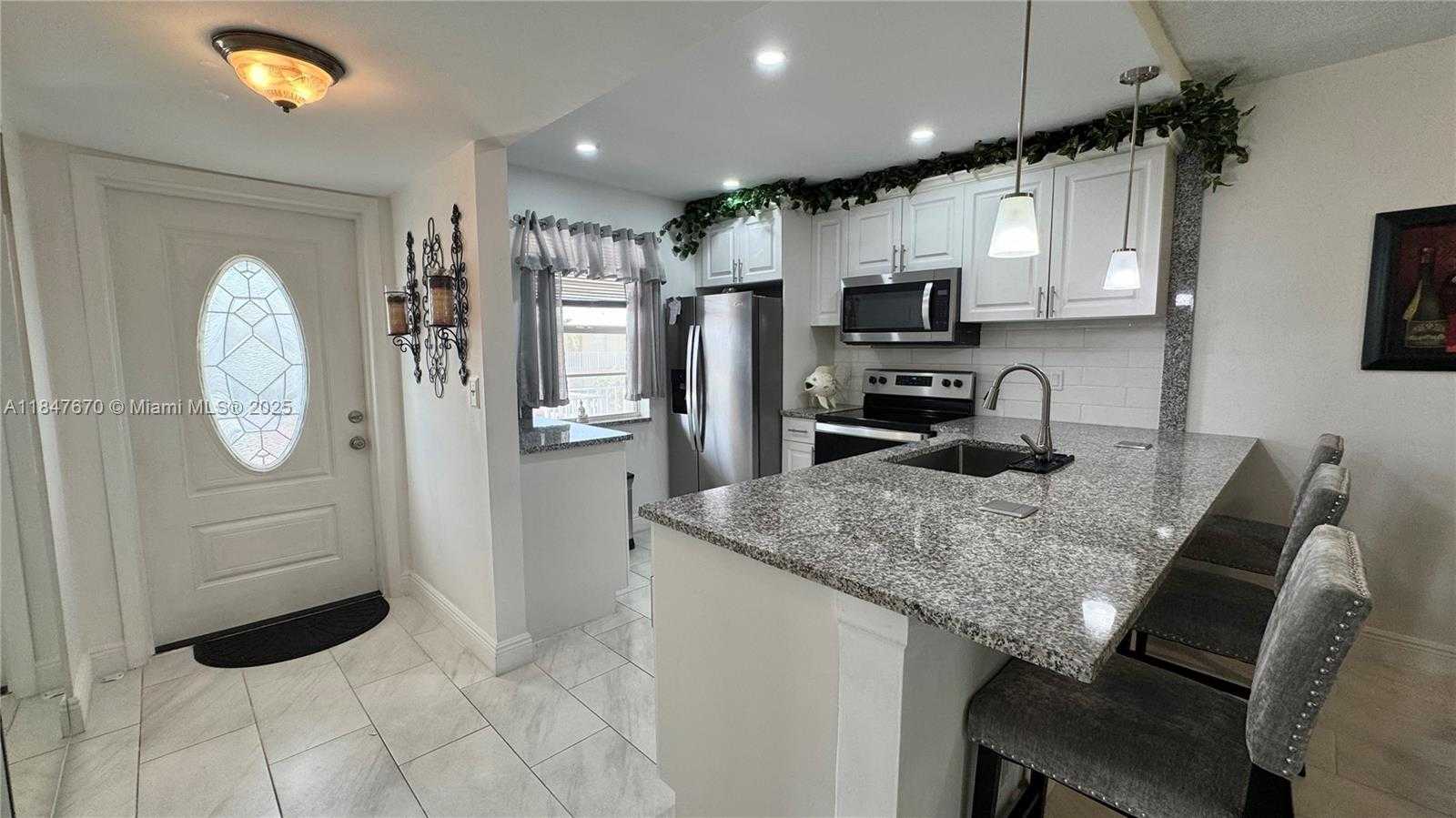 Small Image of 7200 NORTH WEST 5TH CT #208, Margate Number 4
