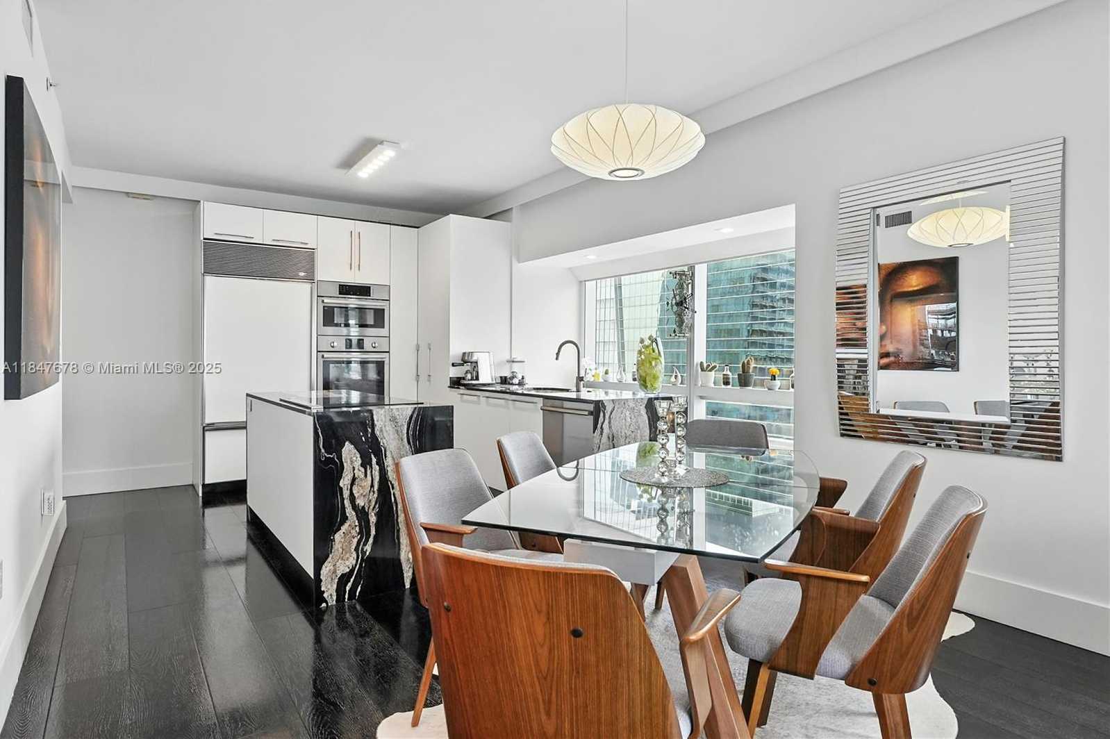 Small Image of 1435 BRICKELL AVE #3512, Miami Number 7