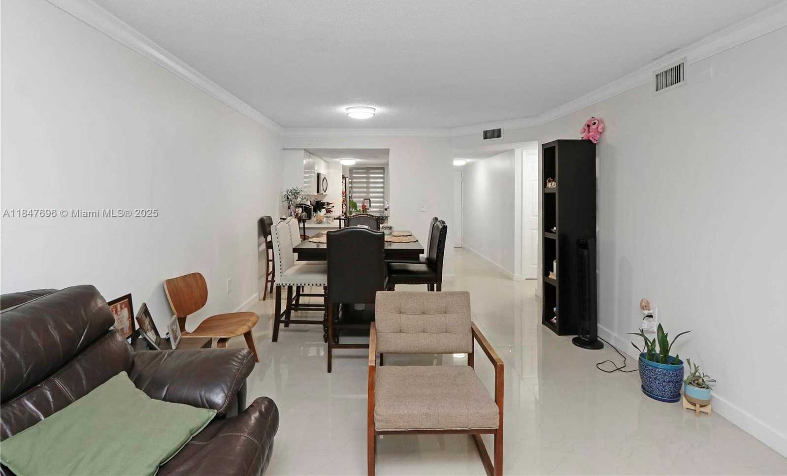 Small Image of 9917 WEST OKEECHOBEE RD #3-303, Hialeah Gardens Number 10