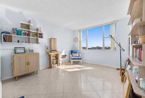Small Image of 3850 WASHINGTON ST #910, Hollywood Number 19