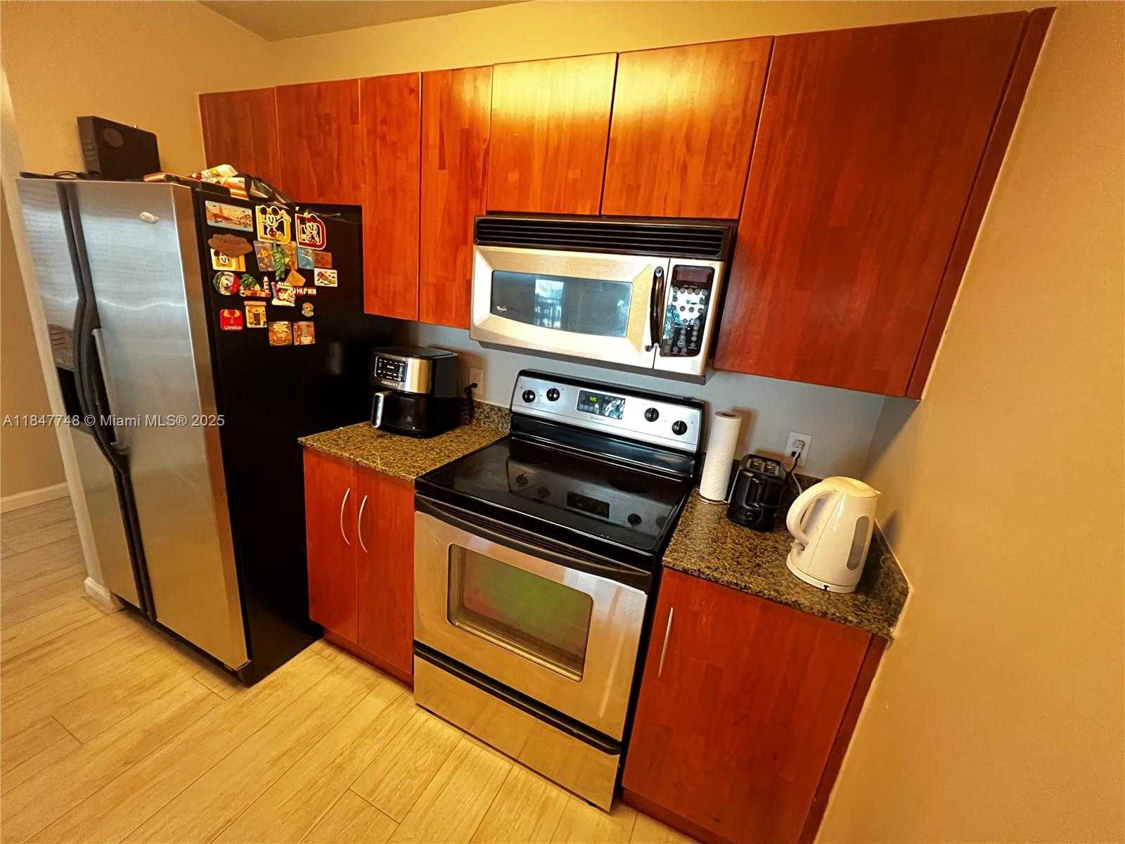 Small Image of 1200 BRICKELL BAY DR #3414, Miami Number 18