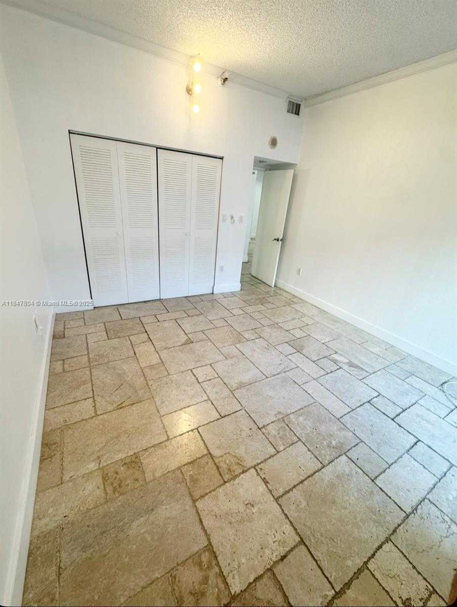 Small Image of 20505 EAST COUNTRY CLUB DR #135, Aventura Number 11