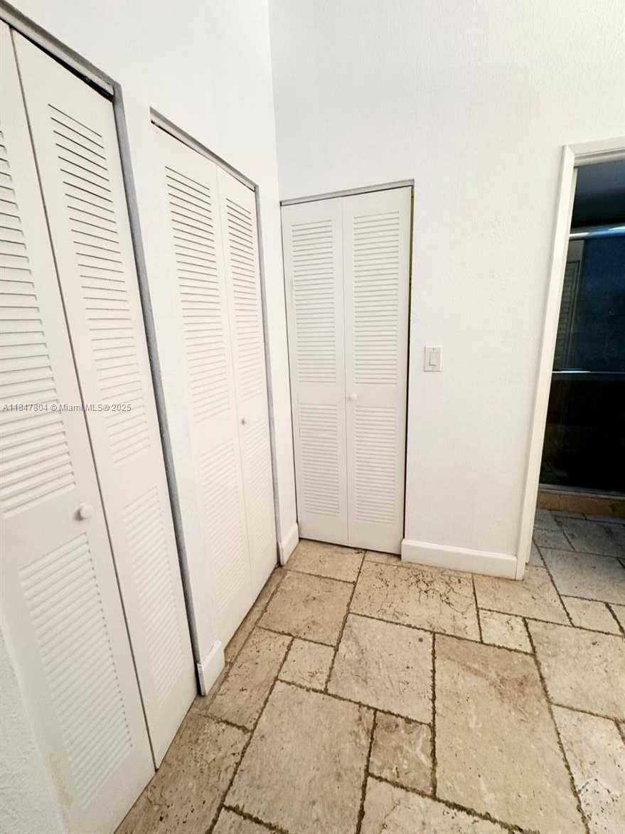 Small Image of 20505 EAST COUNTRY CLUB DR #135, Aventura Number 7