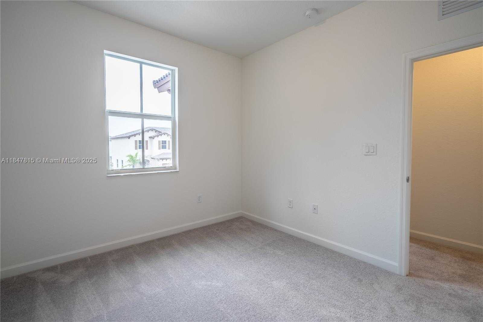 Small Image of 12811 NORTH WEST 23RD PLACE, Miami Number 25