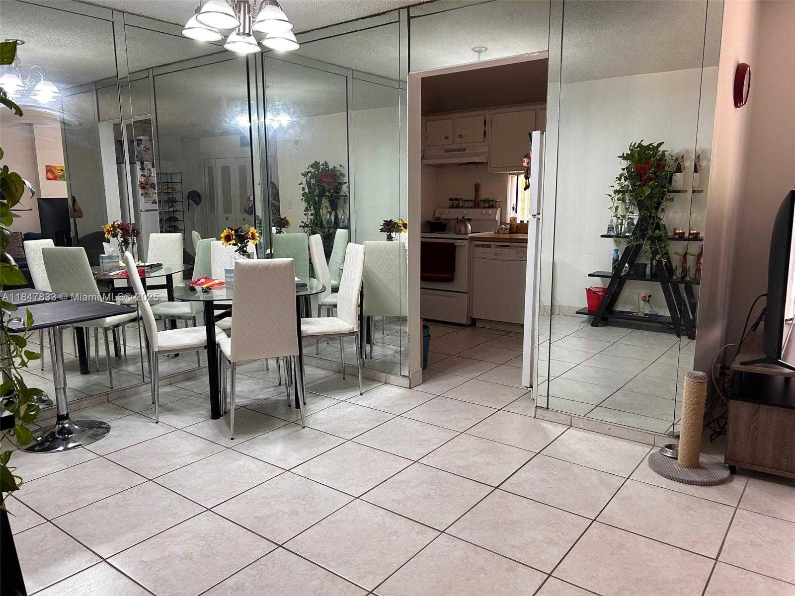 Small Image of 16909 NORTH BAY RD #320, Sunny Isles Beach Number 19
