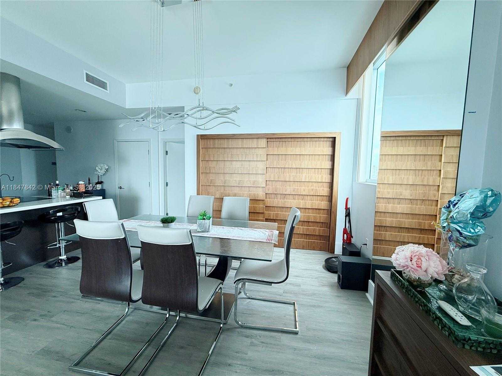 Small Image of 7928 EAST DR #901, North Bay Village Number 17