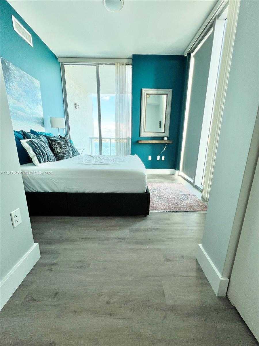 Small Image of 7928 EAST DR #901, North Bay Village Number 21