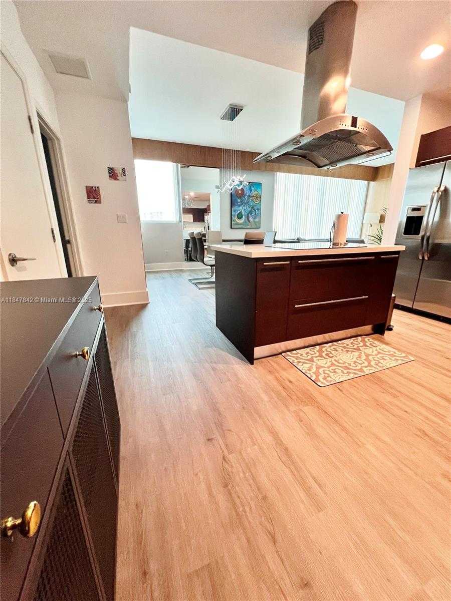 Small Image of 7928 EAST DR #901, North Bay Village Number 26