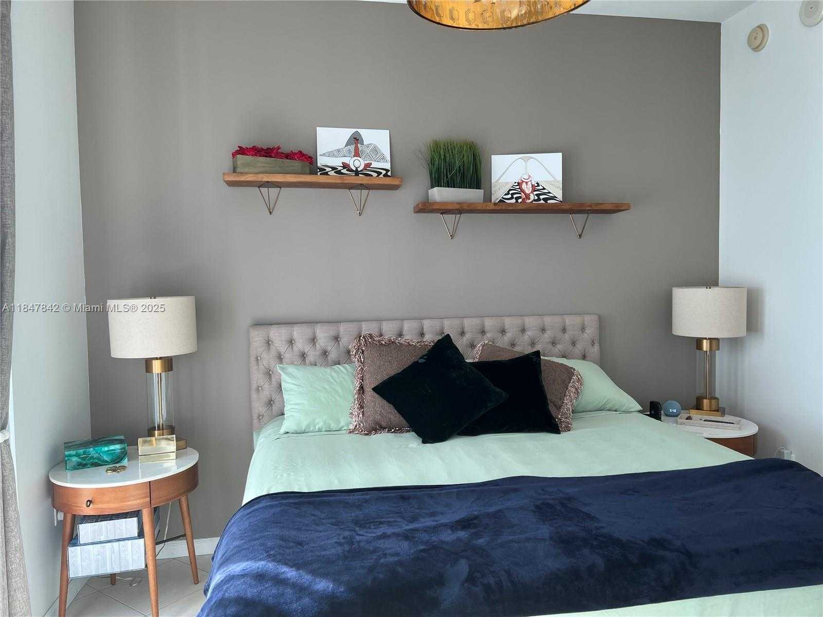 Small Image of 7928 EAST DR #901, North Bay Village Number 33