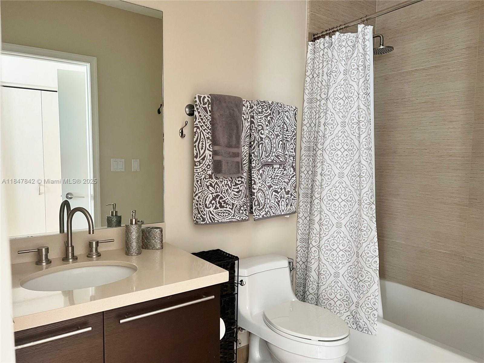 Small Image of 7928 EAST DR #901, North Bay Village Number 34