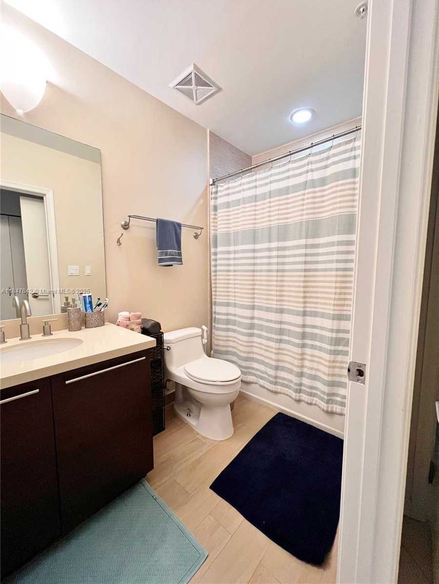 Small Image of 7928 EAST DR #901, North Bay Village Number 35