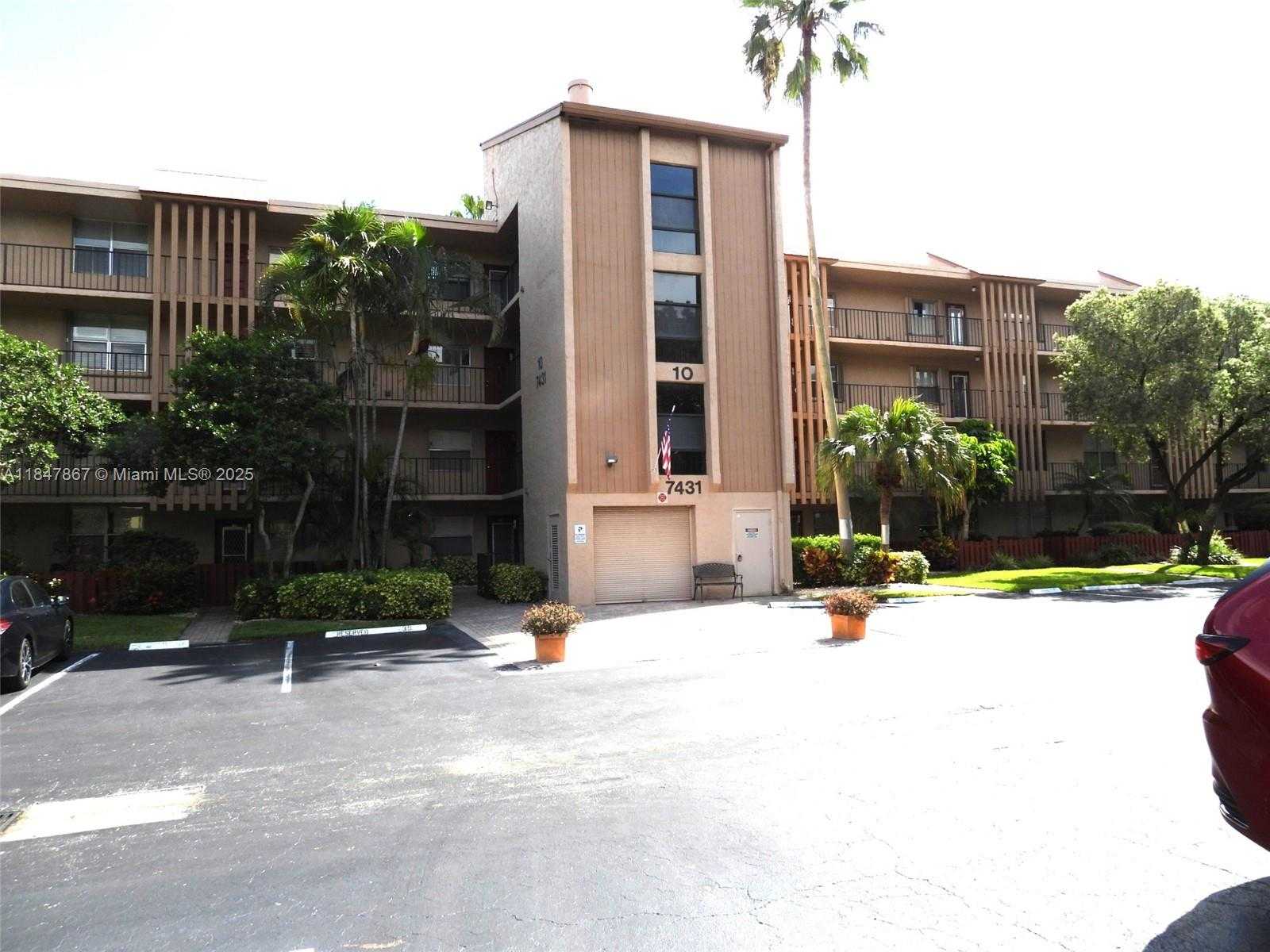 Small Image of 7431 NORTH WEST 1ST ST #103, Margate Number 4