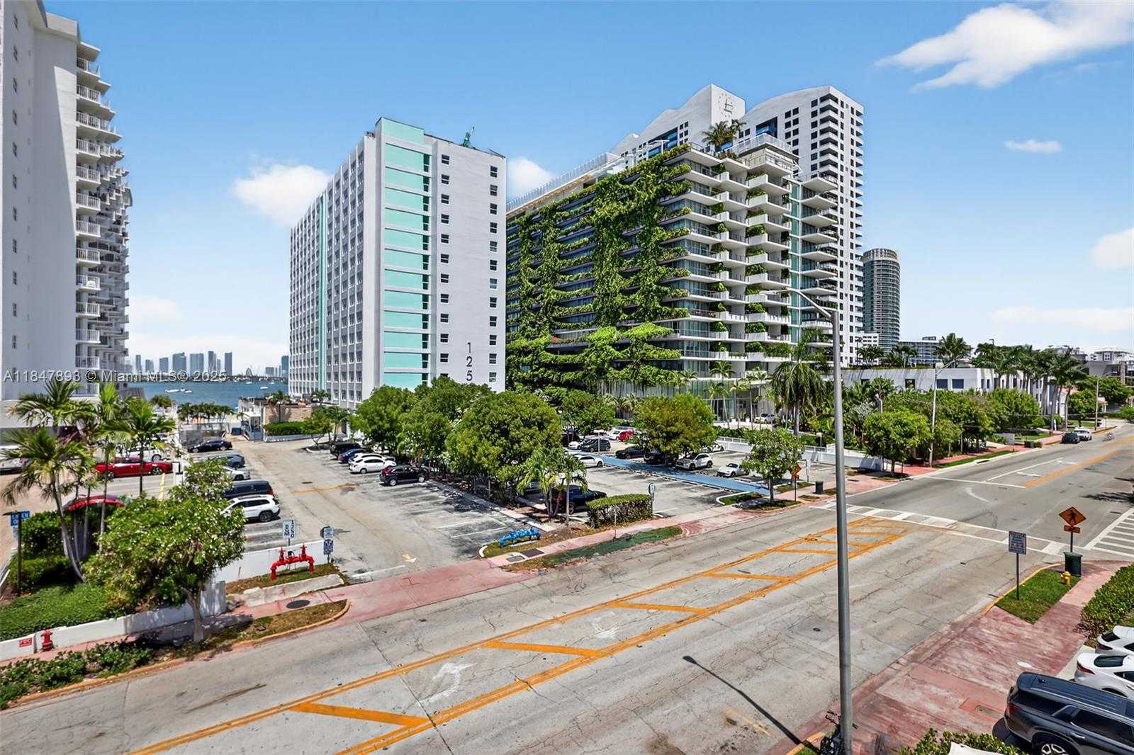 Small Image of 1245 WEST AVE #401, Miami Beach Number 21