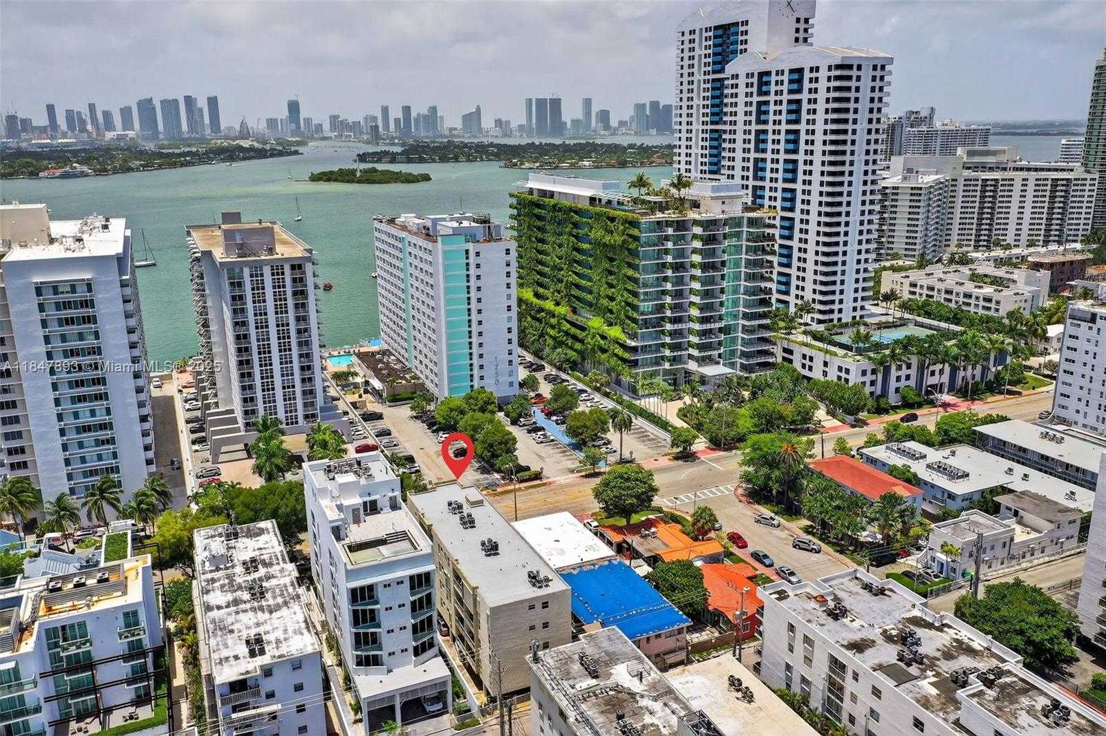 Small Image of 1245 WEST AVE #401, Miami Beach Number 29