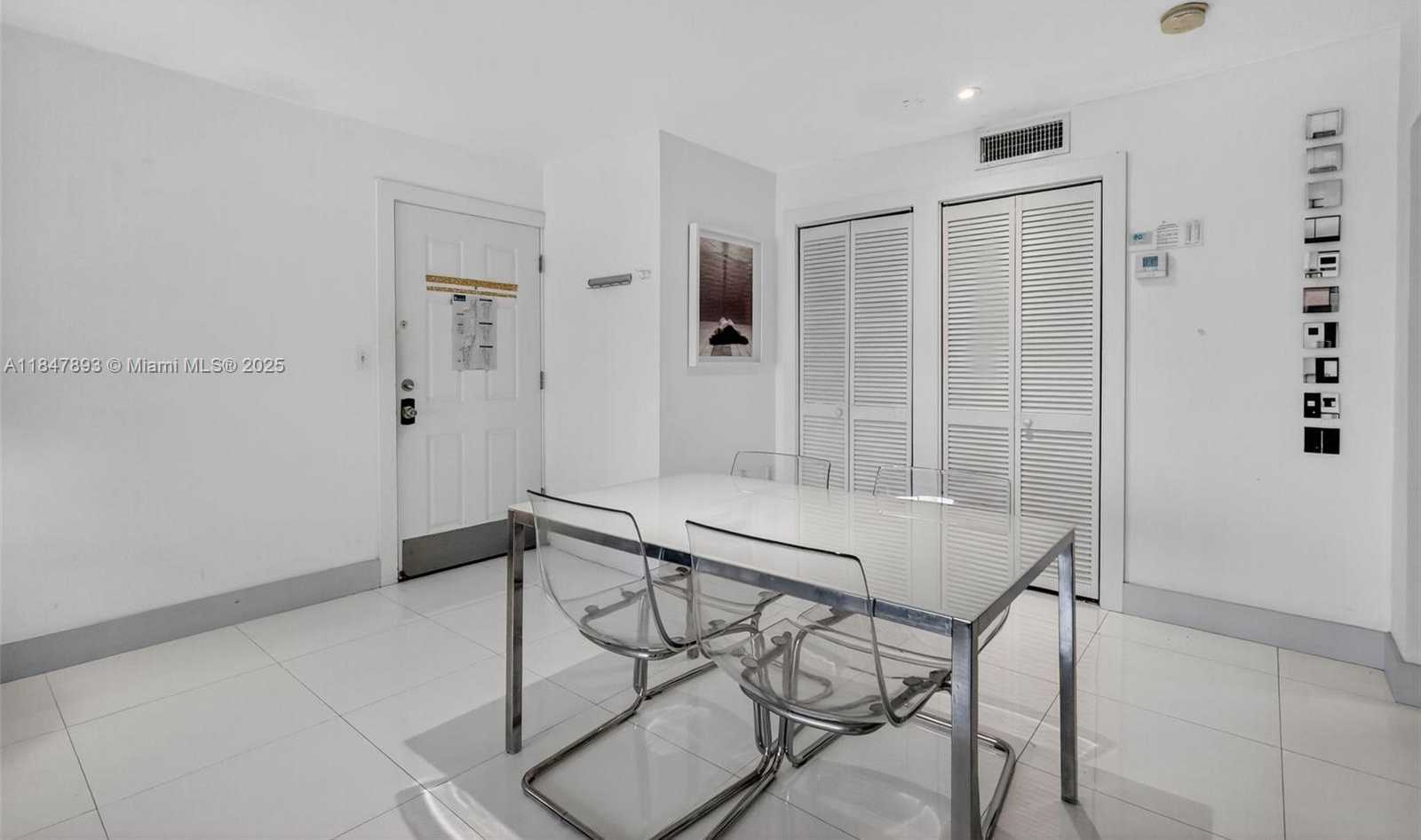 Small Image of 1245 WEST AVE #401, Miami Beach Number 6