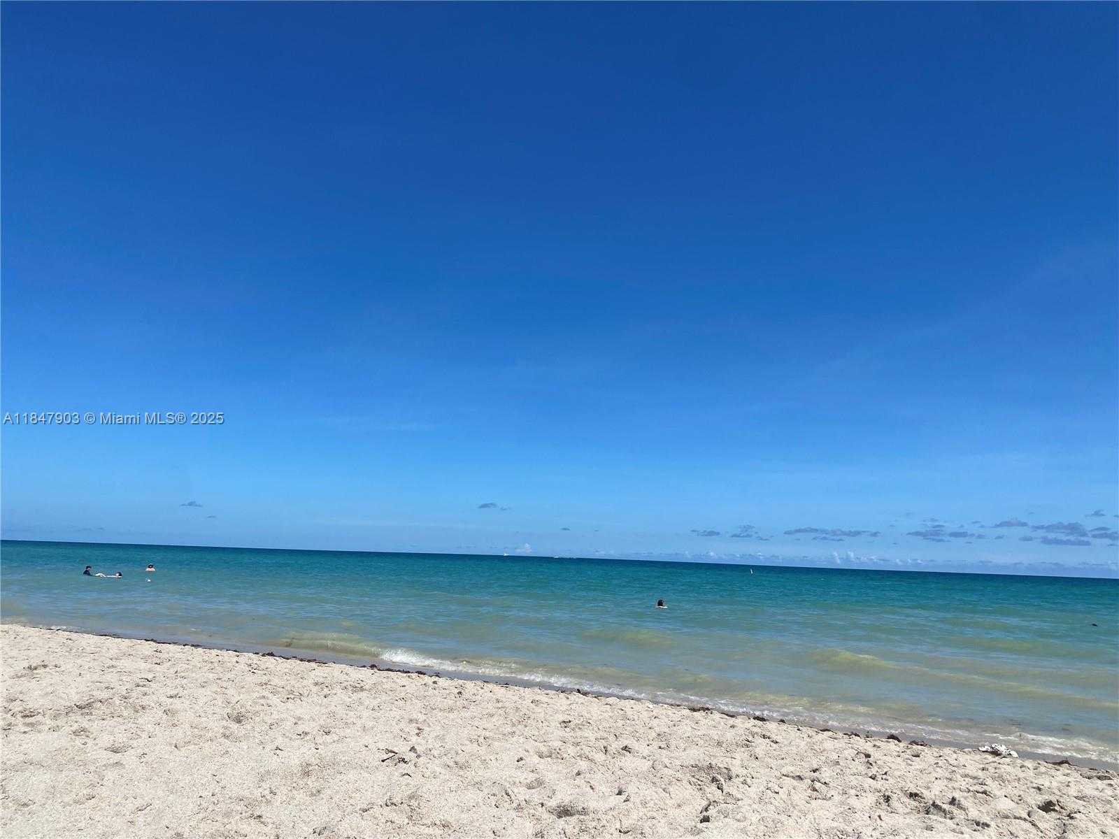 Small Image of 19201 COLLINS AVE #733, Sunny Isles Beach Number 4
