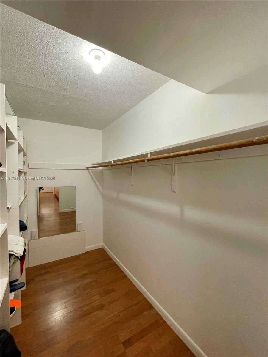 Small Image of 1811 JEFFERSON ST #708, Hollywood Number 11