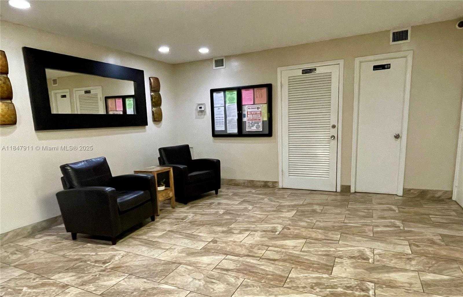 Small Image of 1811 JEFFERSON ST #708, Hollywood Number 12