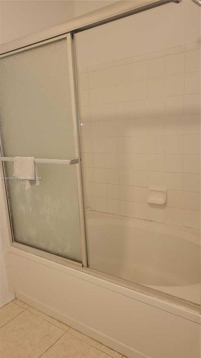 Small Image of 16679 HEMINGWAY DR, Weston Number 11