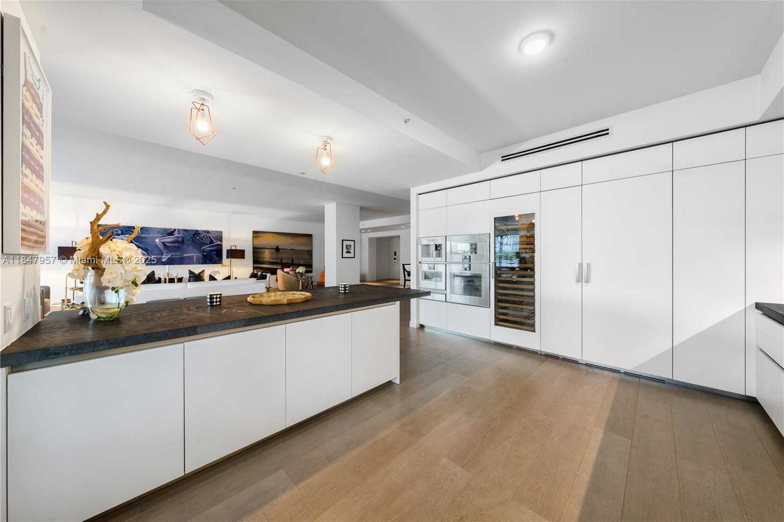 Small Image of 7023 FISHER ISLAND DR #7023, Miami Beach Number 17