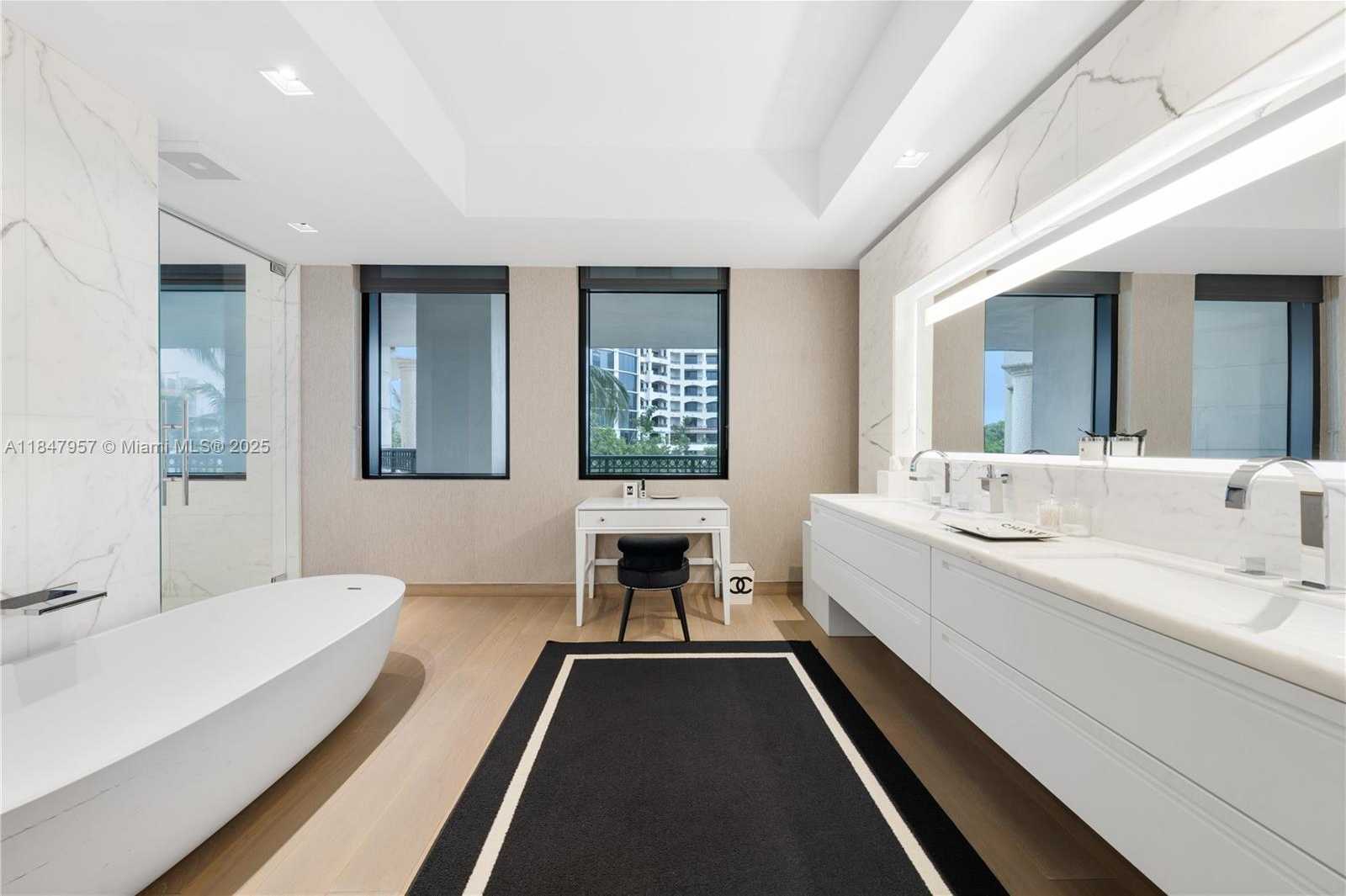 Small Image of 7023 FISHER ISLAND DR #7023, Miami Beach Number 24