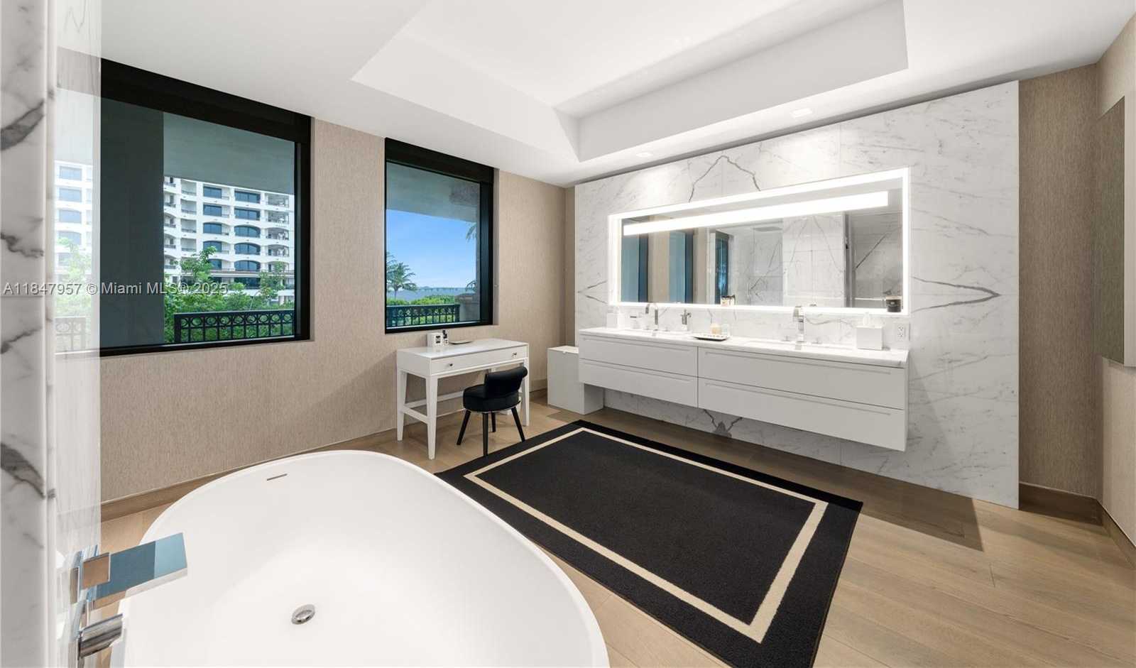 Small Image of 7023 FISHER ISLAND DR #7023, Miami Beach Number 25
