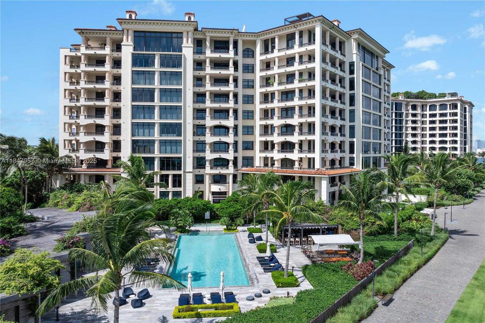 Small Image of 7023 FISHER ISLAND DR #7023, Miami Beach Number 35