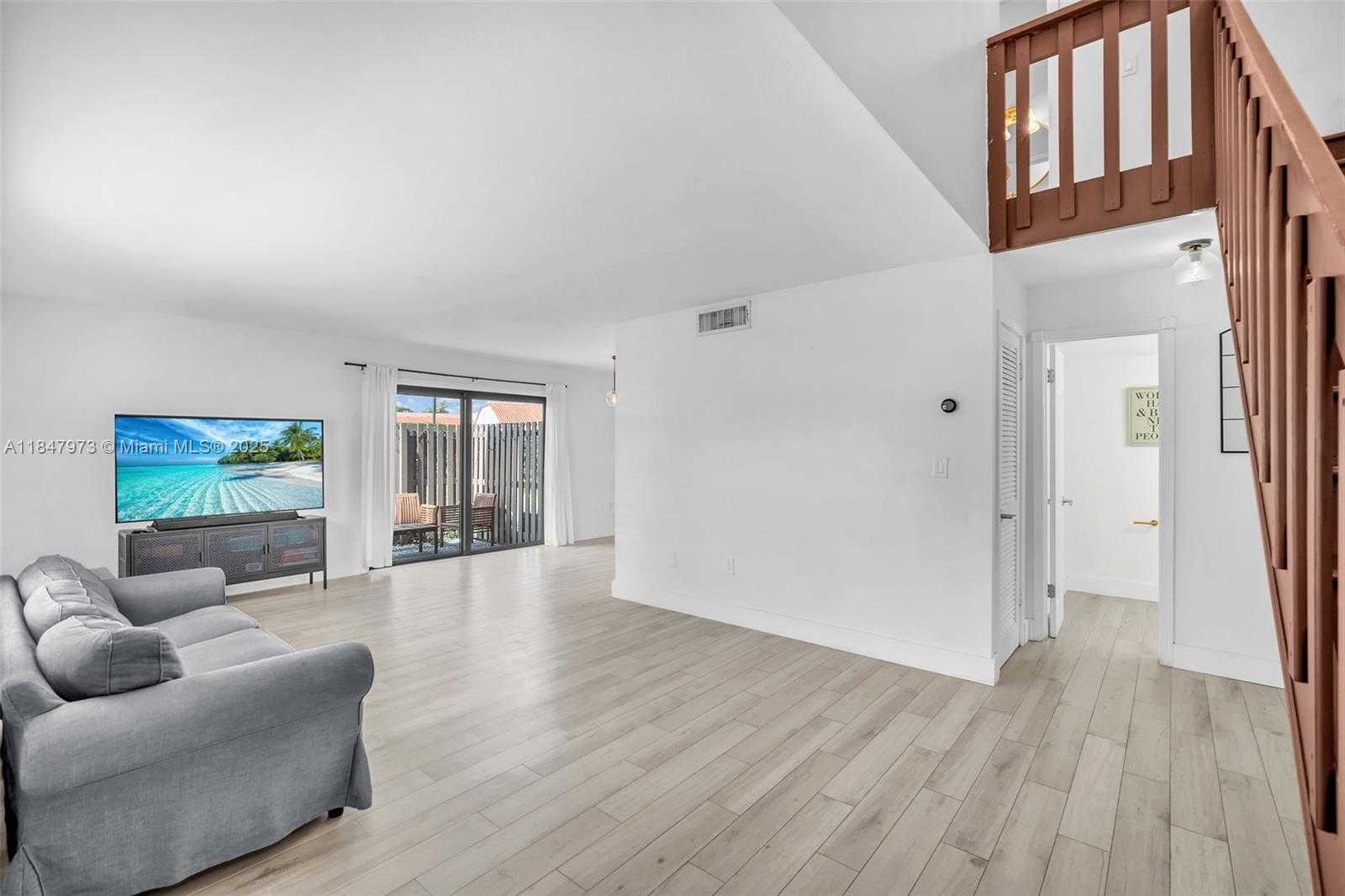 Small Image of 10611 SOUTH WEST 113TH PL #93-C, Miami Number 4