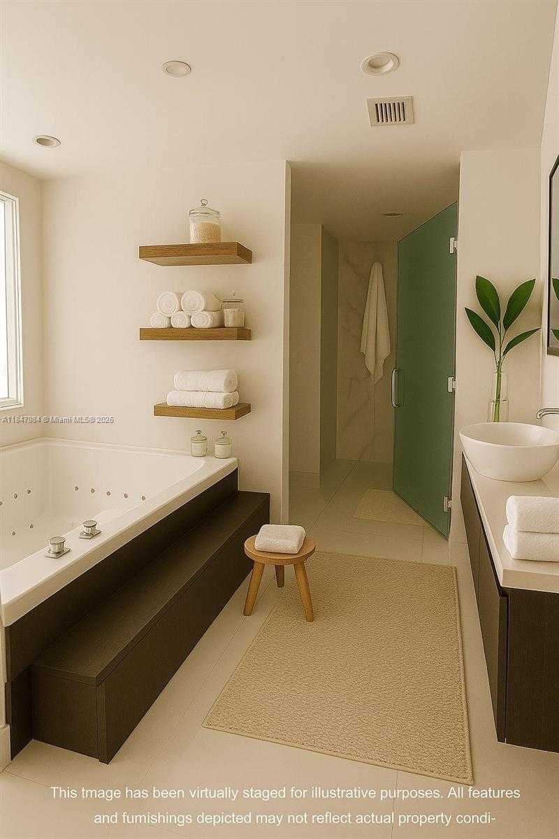 Small Image of 200 BISCAYNE BOULEVARD WAY #4801, Miami Number 7