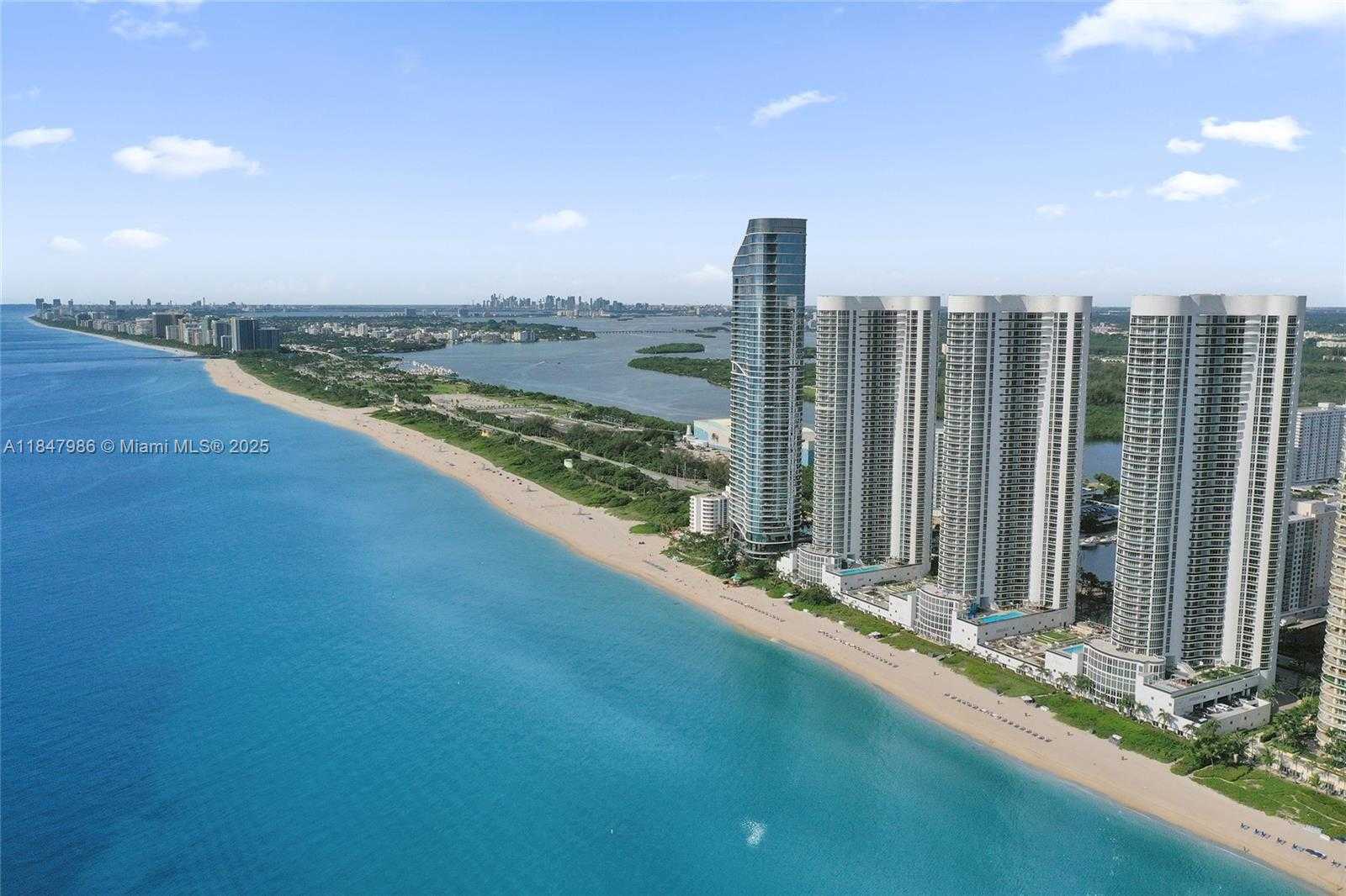 Small Image of 15901 COLLINS AVE #PH01, Sunny Isles Beach Number 65