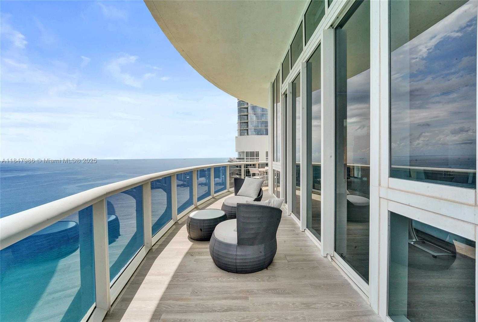 Small Image of 15901 COLLINS AVE #PH01, Sunny Isles Beach Number 68