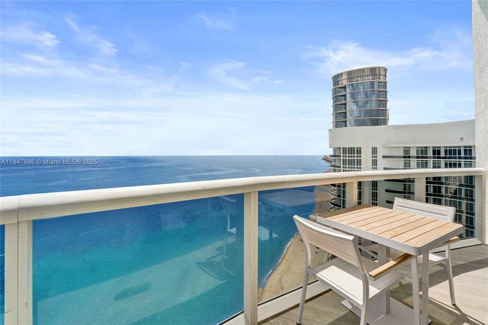 Small Image of 15901 COLLINS AVE #PH01, Sunny Isles Beach Number 69