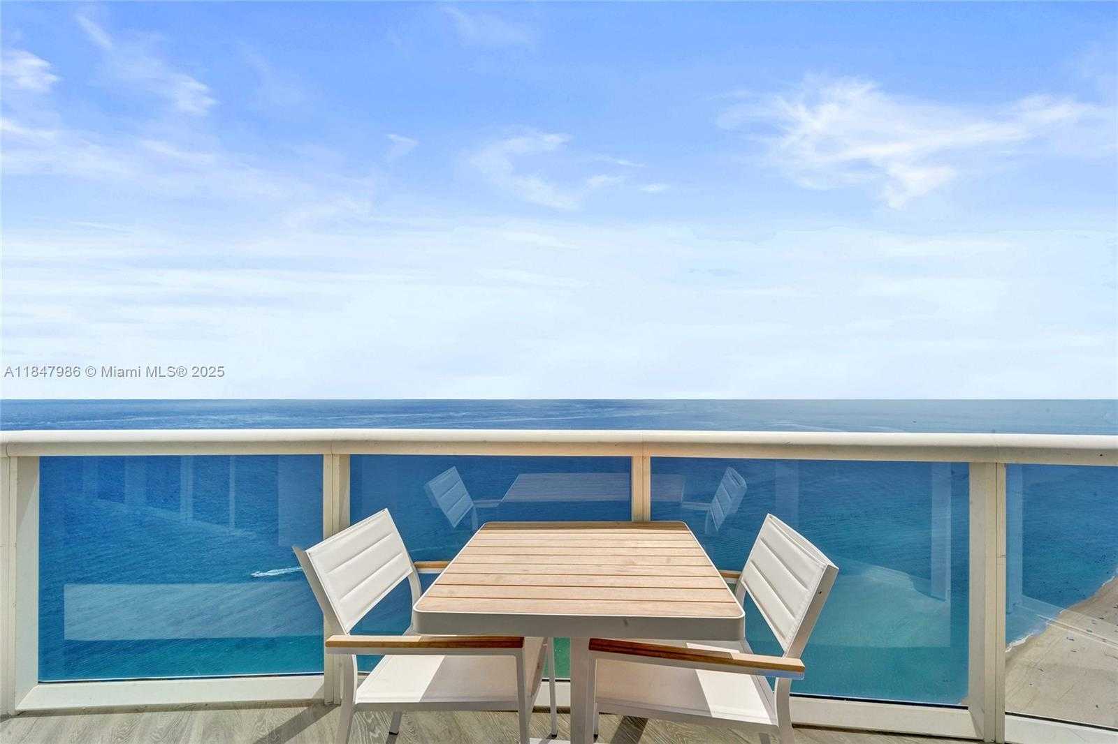 Small Image of 15901 COLLINS AVE #PH01, Sunny Isles Beach Number 70